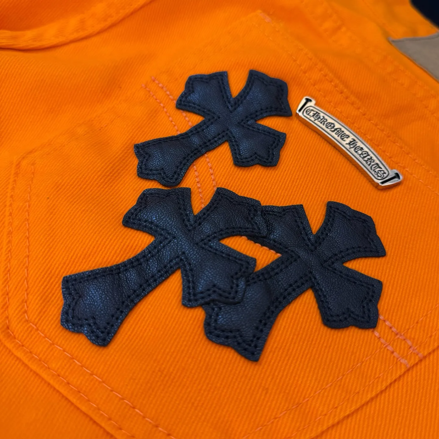 P240 Style No.: D263 🔥Chrome Hearts Orange Limited Edition Leather Jeans Size# (28 30 32 34) Size reference: 28 pants length 101 waist 78 30 pants length 103 waist 82 32 pants length 105 waist 86 34 pants length 106 waist 90
